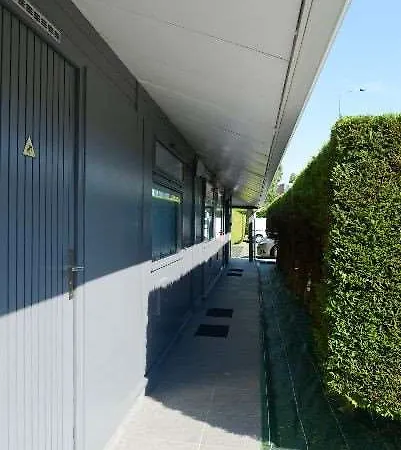 Aerel Aeroport 2*